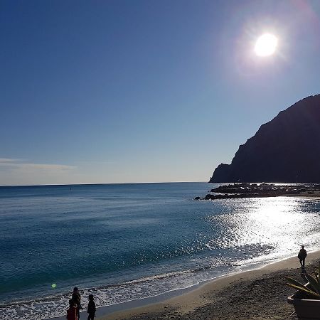 Lorenzo'S Charming Flat Monterosso al Mare Exterior photo