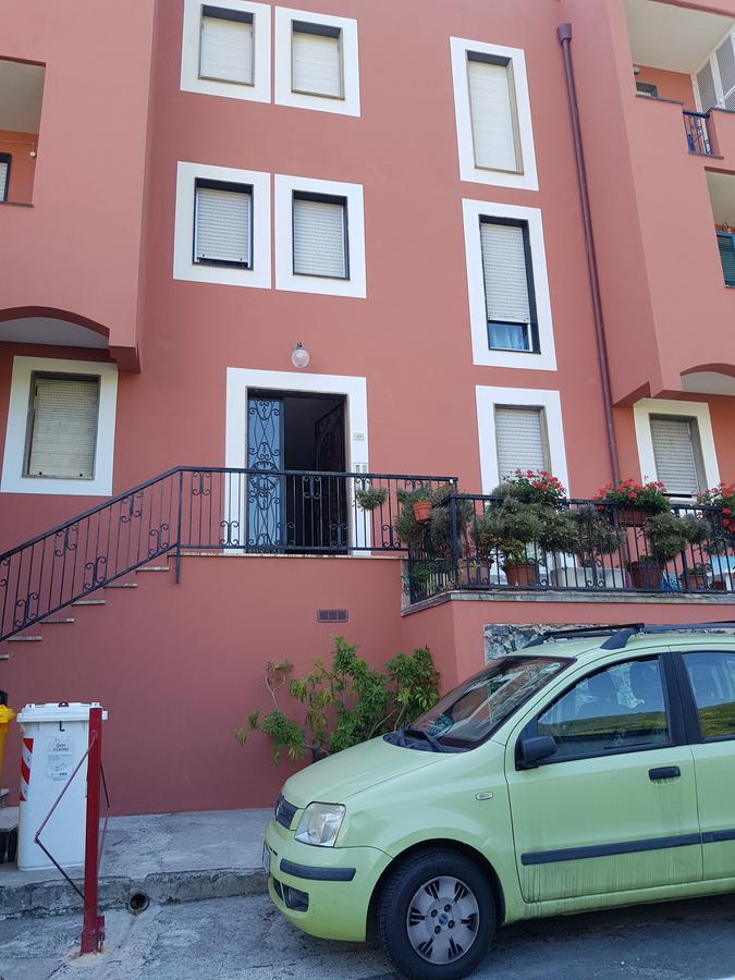 Lorenzo'S Charming Flat Monterosso al Mare Exterior photo